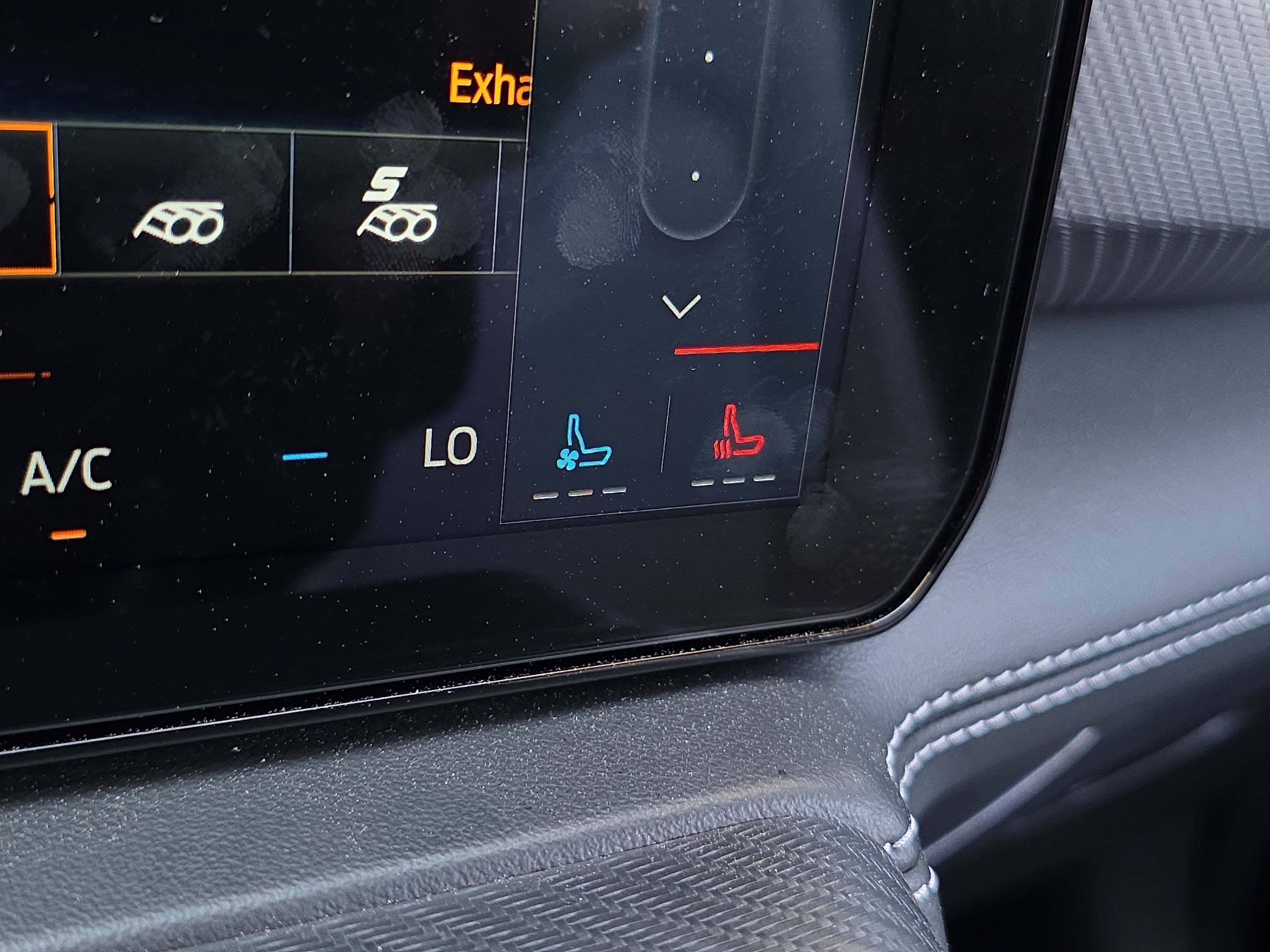 Used 2024 Ford Mustang GT Premium image 21