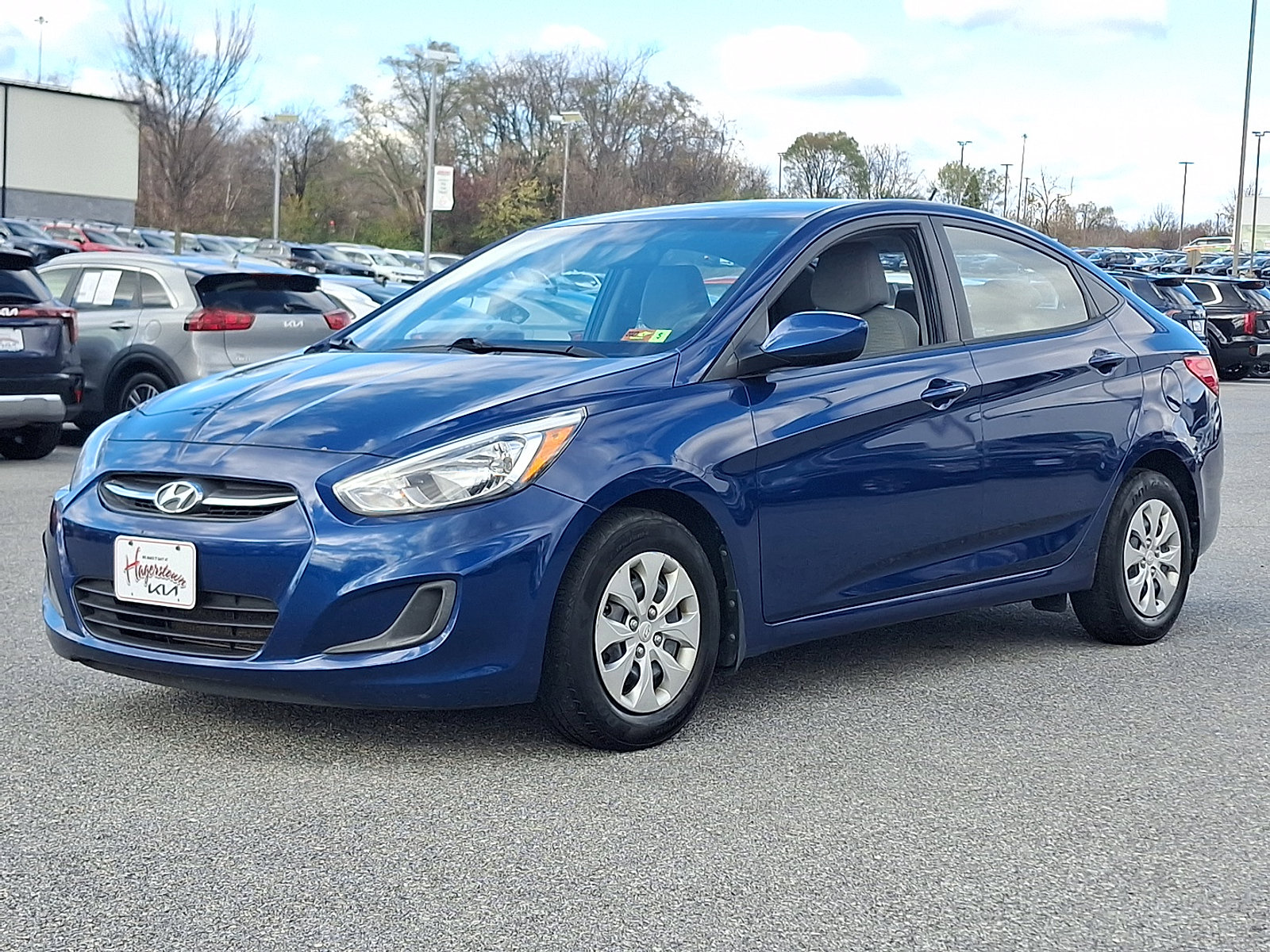 Used 2015 Hyundai Accent GLS w/ Option Group 02 image 3