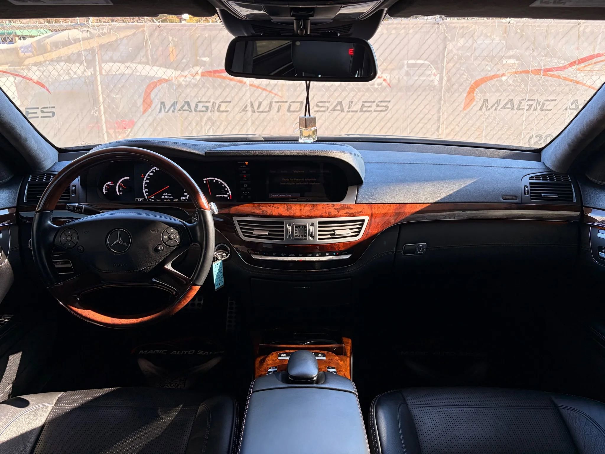 Used 2011 Mercedes-Benz S 63 AMG image 40