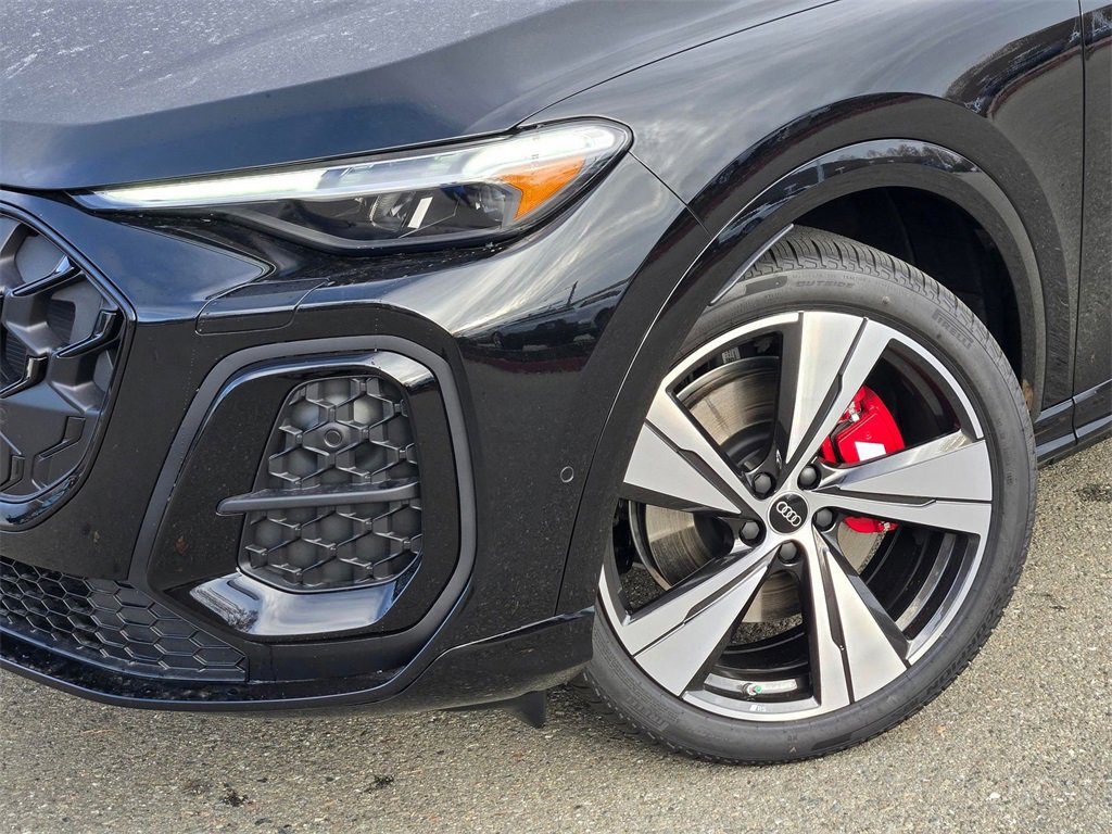 New 2025 Audi SQ5 Premium Plus image 9