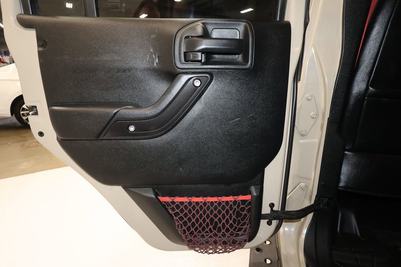 Used 2017 Jeep Wrangler Unlimited Rubicon image 19