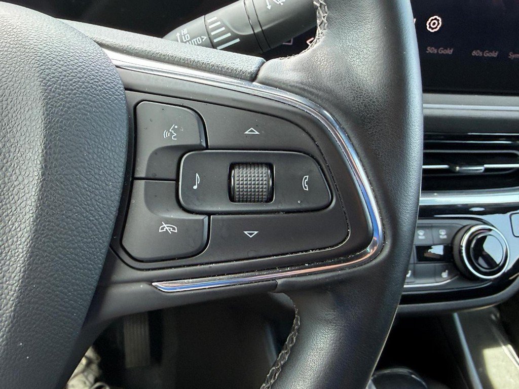 Used 2025 Buick Envista Sport Touring w/ Convenience I Package FWD image 18