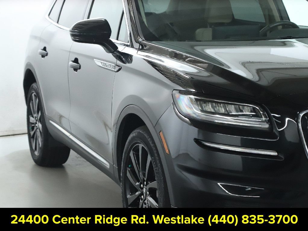 Used 2023 Lincoln Nautilus Reserve w/ Monochromatic Package AWD/4WD image 9
