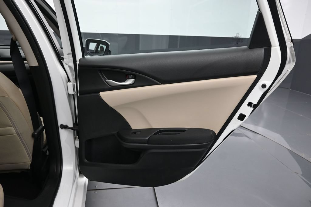 Used 2019 Honda Civic EX image 32