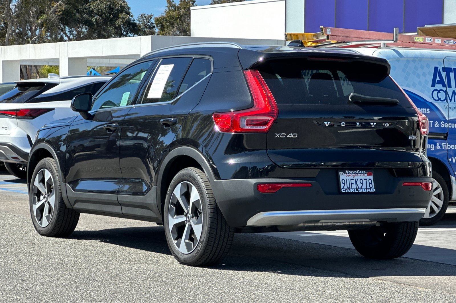 Certified 2025 Volvo XC40 B5 Core w/ Protection Package Premier image 6