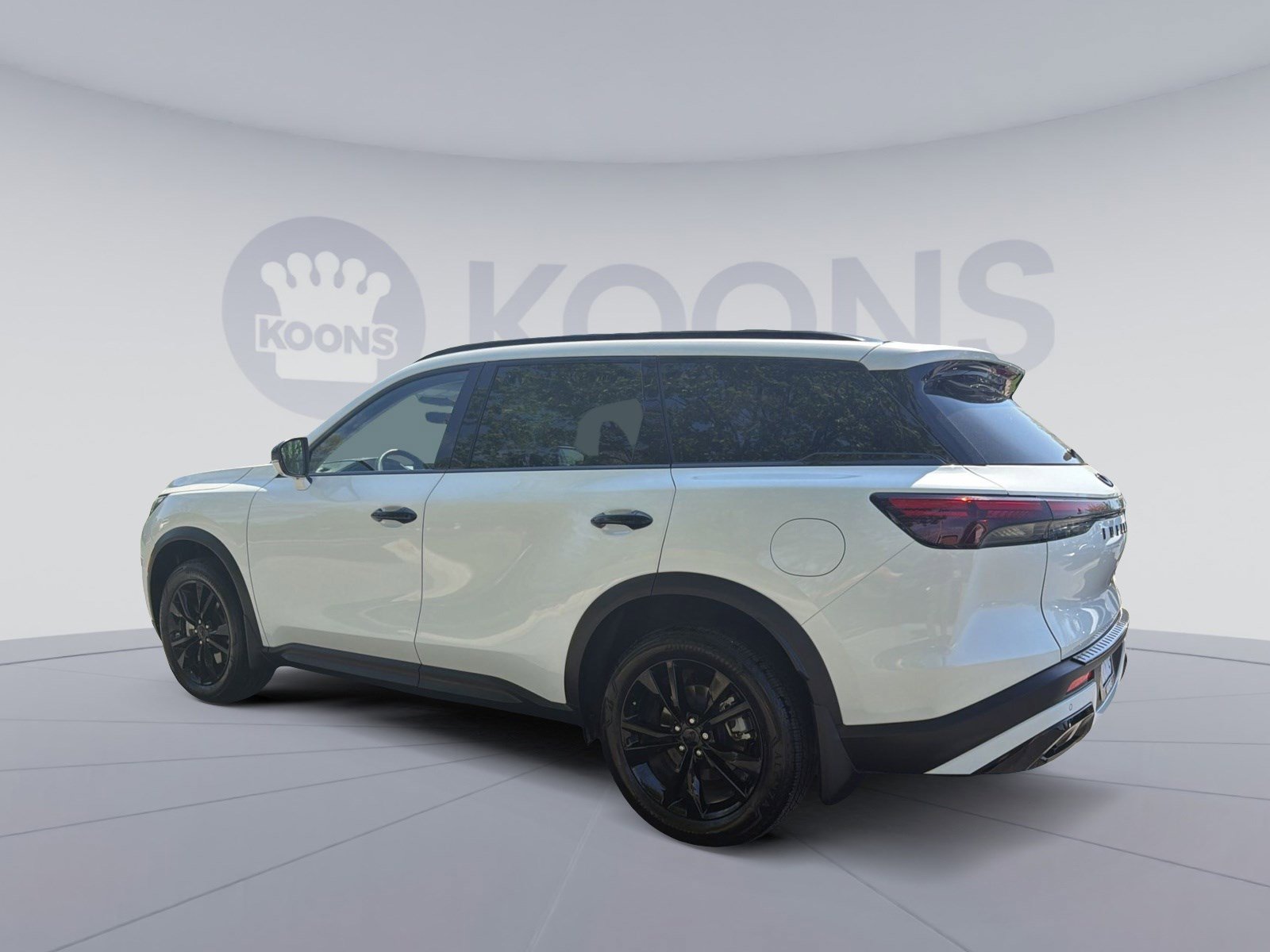 Used 2023 INFINITI QX60 Luxe w/ Cargo Package image 4