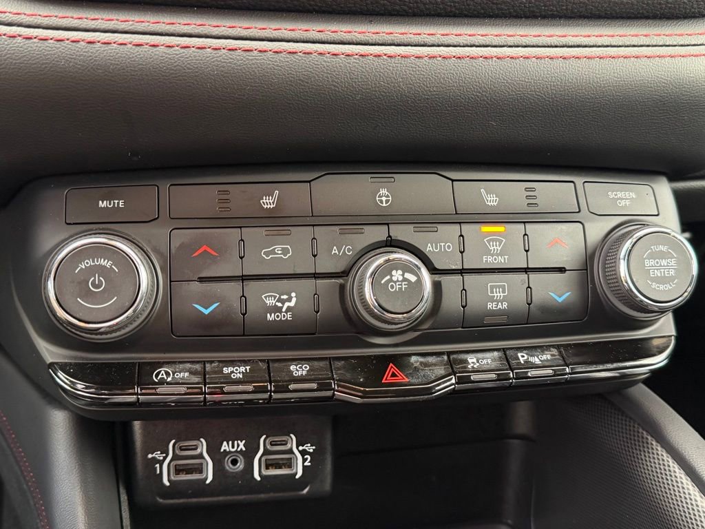 Certified 2025 Dodge Durango GT image 26