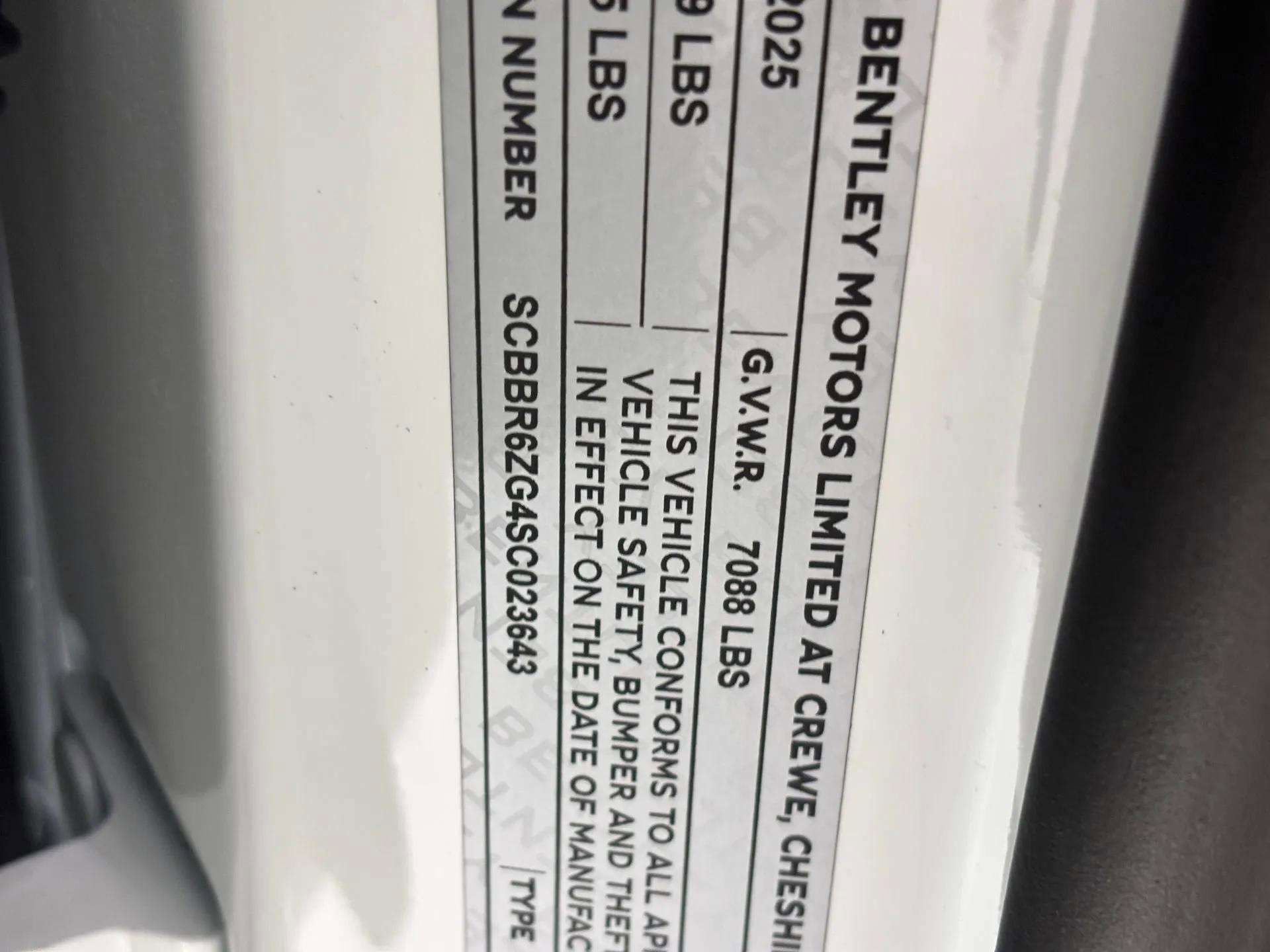 New 2025 Bentley Flying Spur Plug-In Hybrid image 59