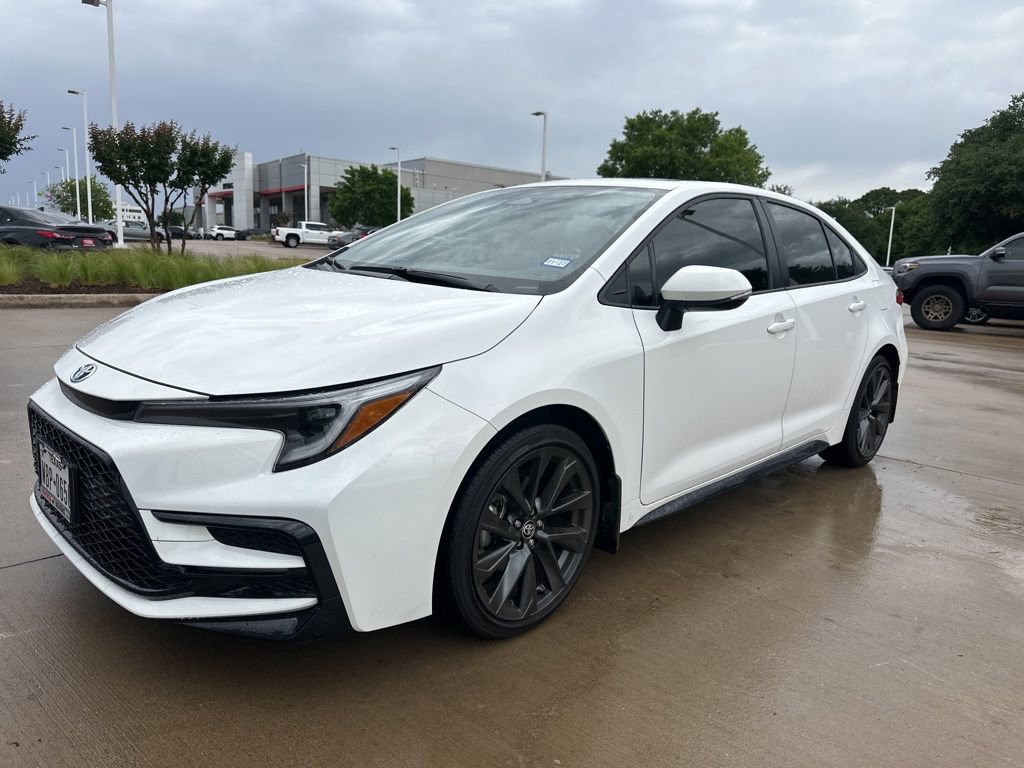 Used 2025 Toyota Corolla SE w/ SE Premium Package