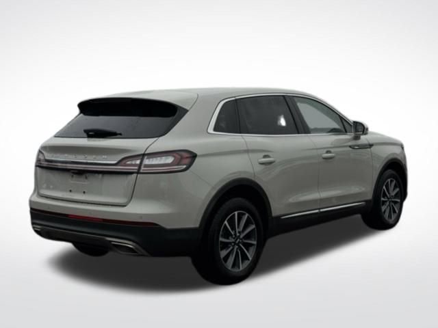 Used 2022 Lincoln Nautilus AWD image 5