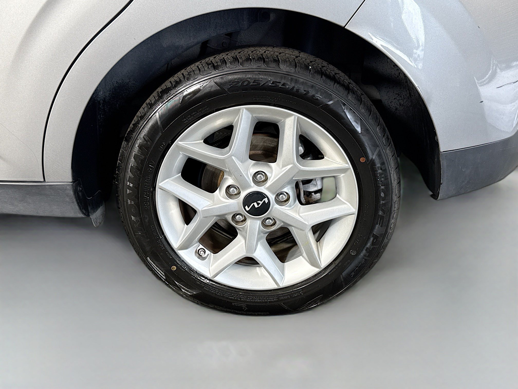 Used 2023 Kia Soul LX w/ Option Group 015 FWD image 36