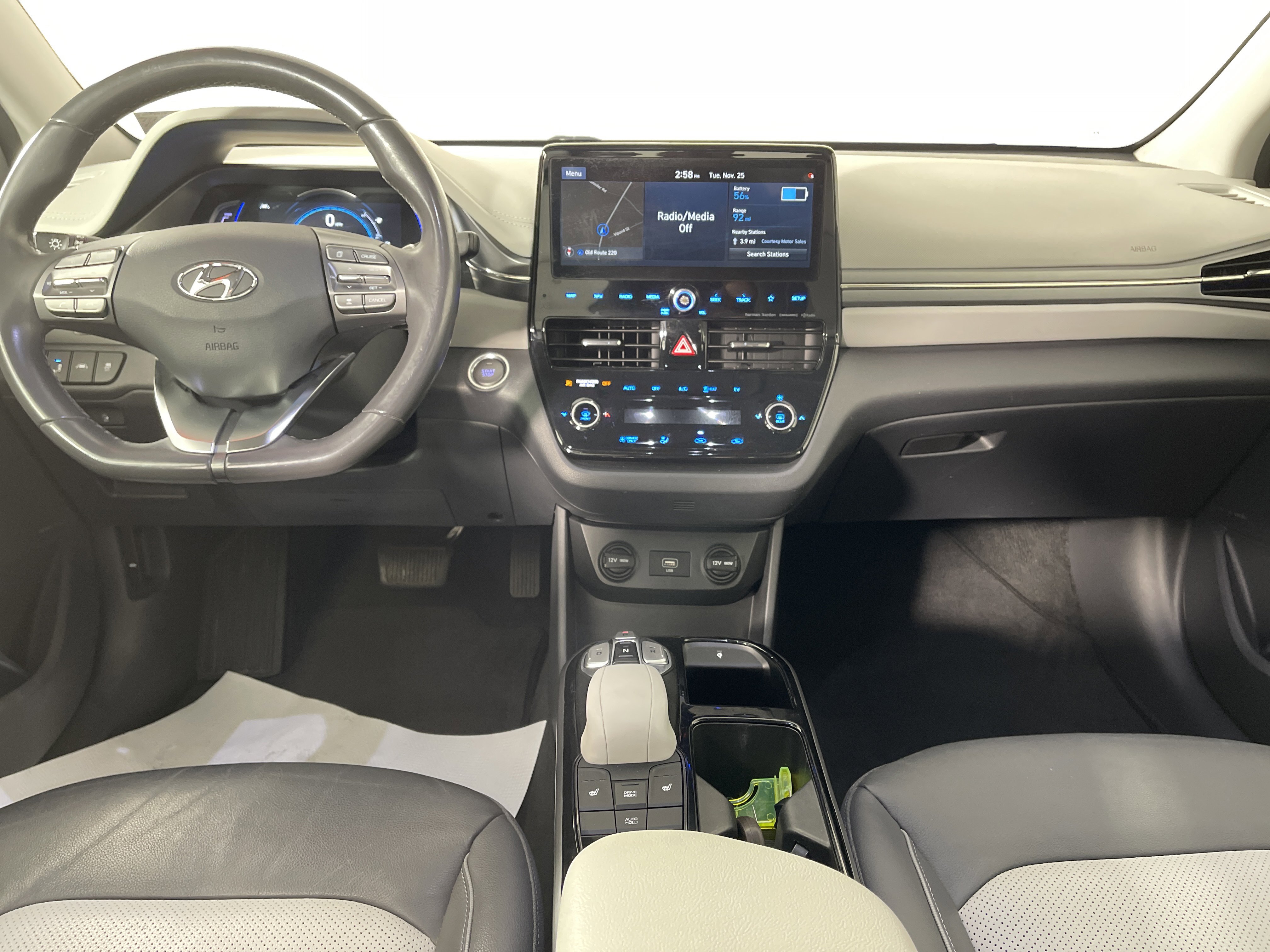 Used 2020 Hyundai Ioniq Limited image 14