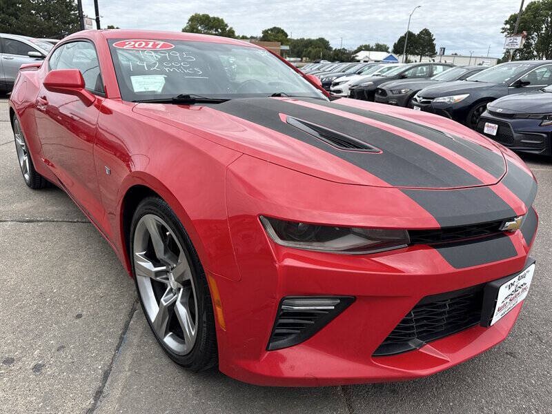 Used 2017 Chevrolet Camaro SS RWD image 11