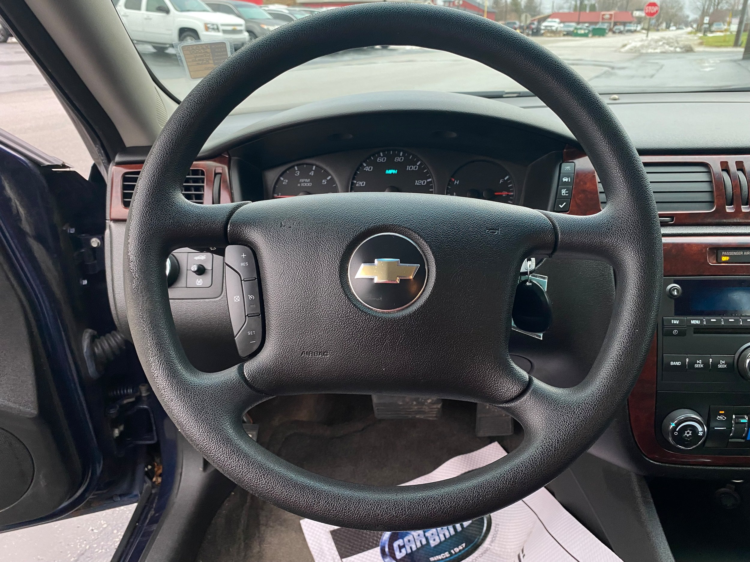 Used 2009 Chevrolet Impala LS FWD image 10