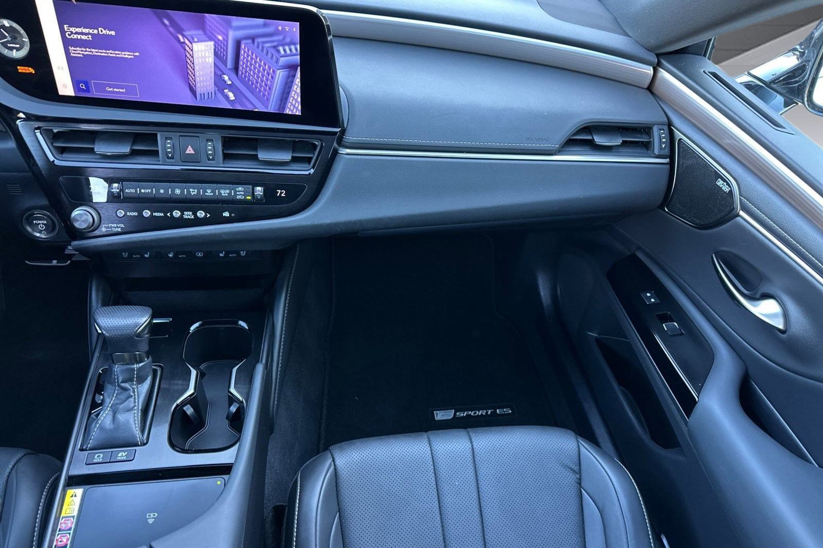 Used 2024 Lexus ES 300h F Sport image 28