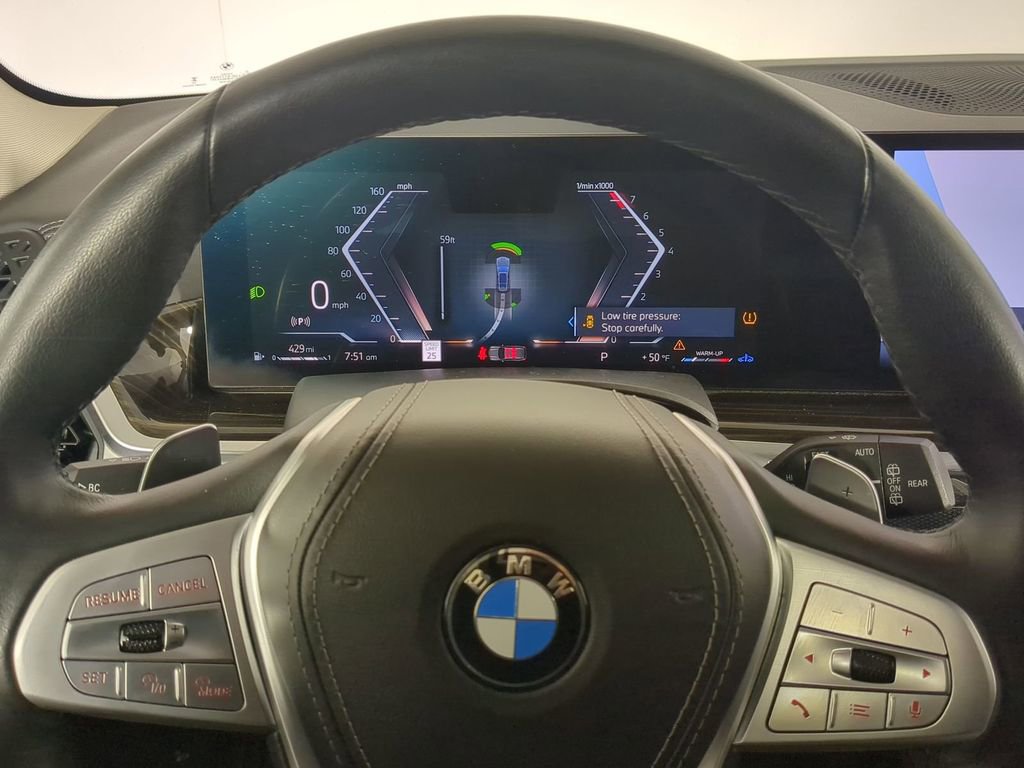 Used 2024 BMW X7 xDrive40i w/ Premium Package image 35