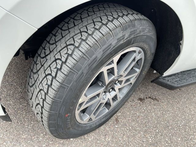New 2026 Ford Expedition Active AWD/4WD image 11