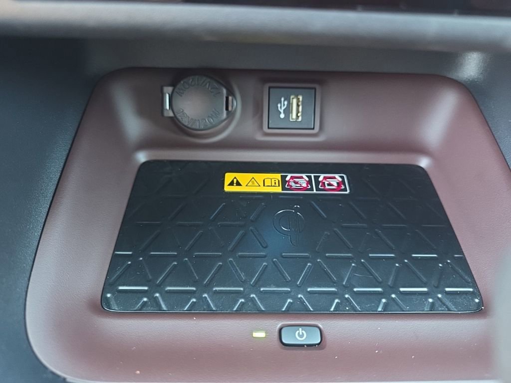 Certified 2025 Toyota RAV4 Limited w/ Advanced Technology Package AWD/4WD image 16