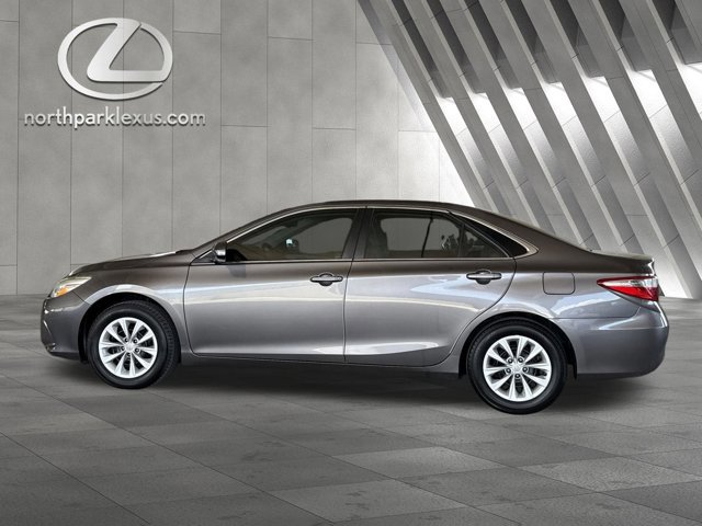 Used 2016 Toyota Camry LE