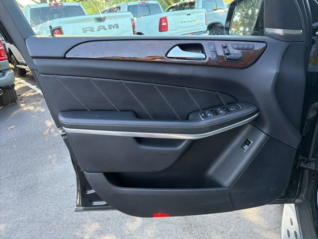 Used 2014 Mercedes-Benz GL 350 BlueTEC 4MATIC image 17