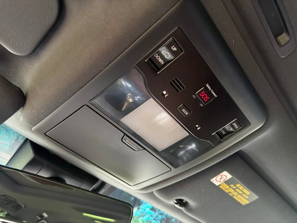 Used 2021 Lexus LX 570 4WD w/ Sport Package image 34
