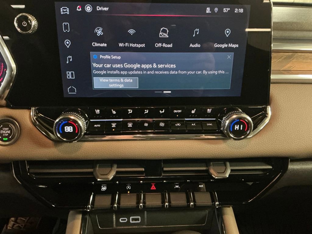 Certified 2025 GMC Canyon Denali AWD/4WD image 19