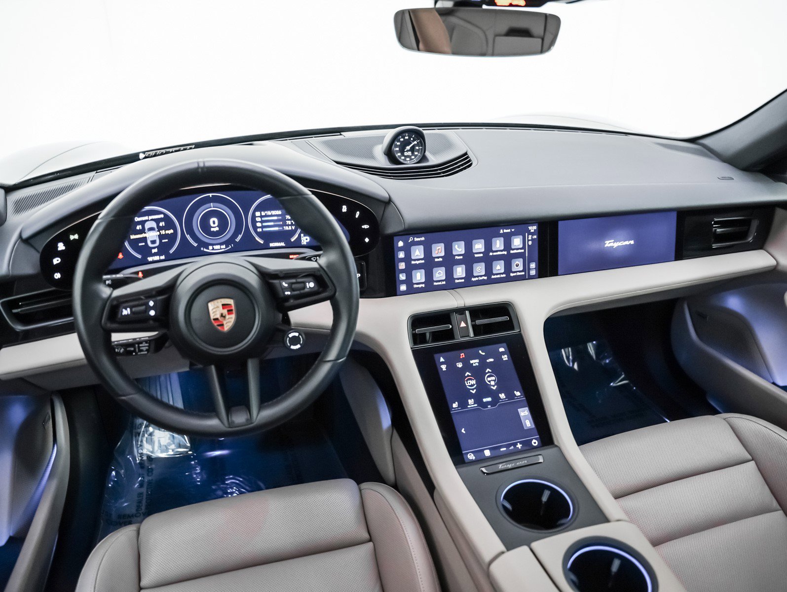 Certified 2024 Porsche Taycan 4S image 18