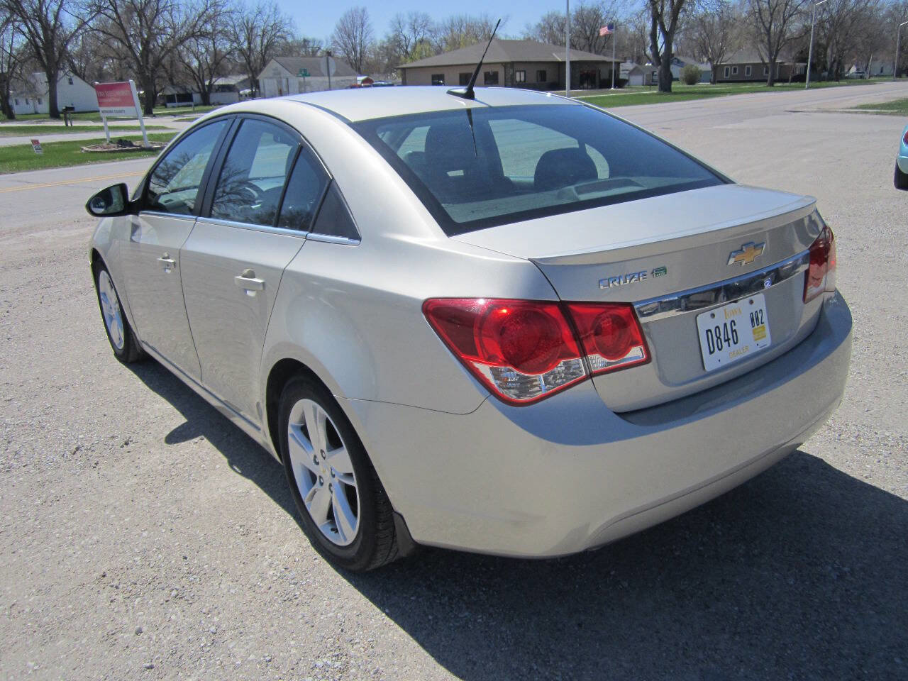 Used 2014 Chevrolet Cruze Diesel FWD image 5