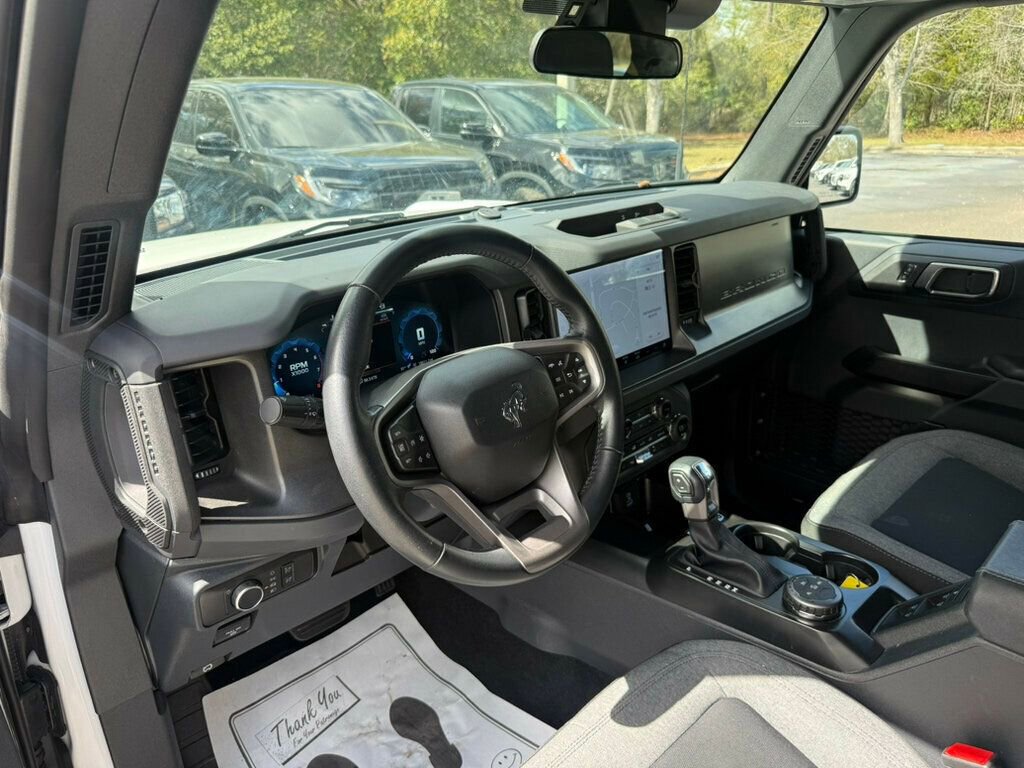 Used 2025 Ford Bronco Big Bend image 3