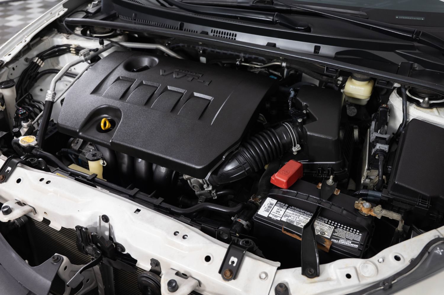 Used 2015 Toyota Corolla LE image 41