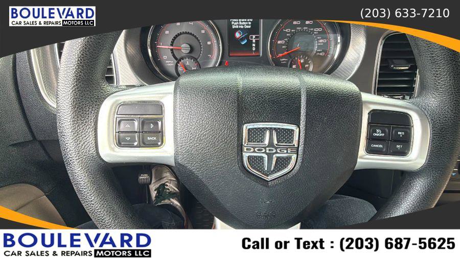 Used 2013 Dodge Charger SE w/ Sport Appearance Group image 21