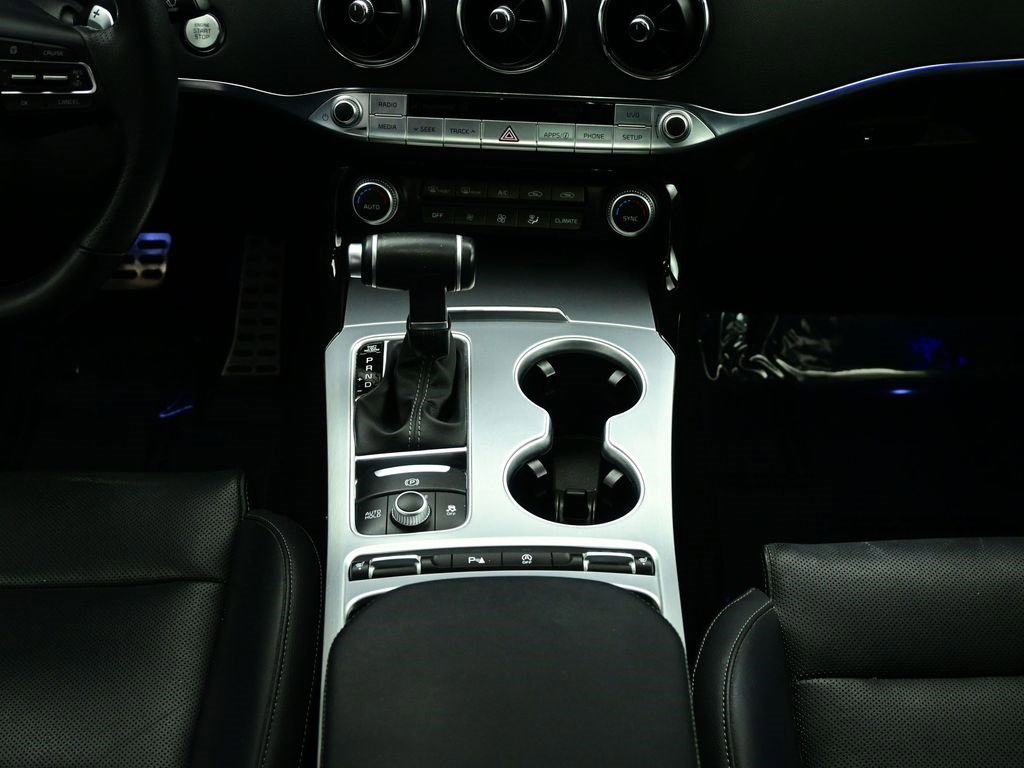 Certified 2019 Kia Stinger GT image 5
