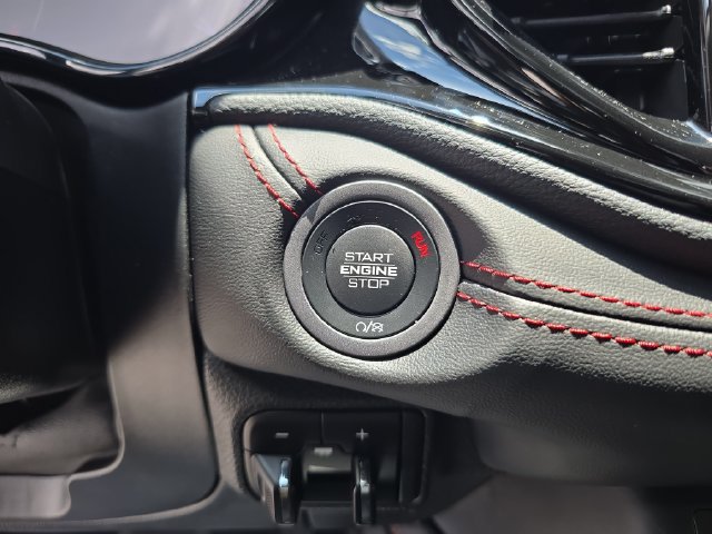 Used 2024 Dodge Durango GT RWD image 29