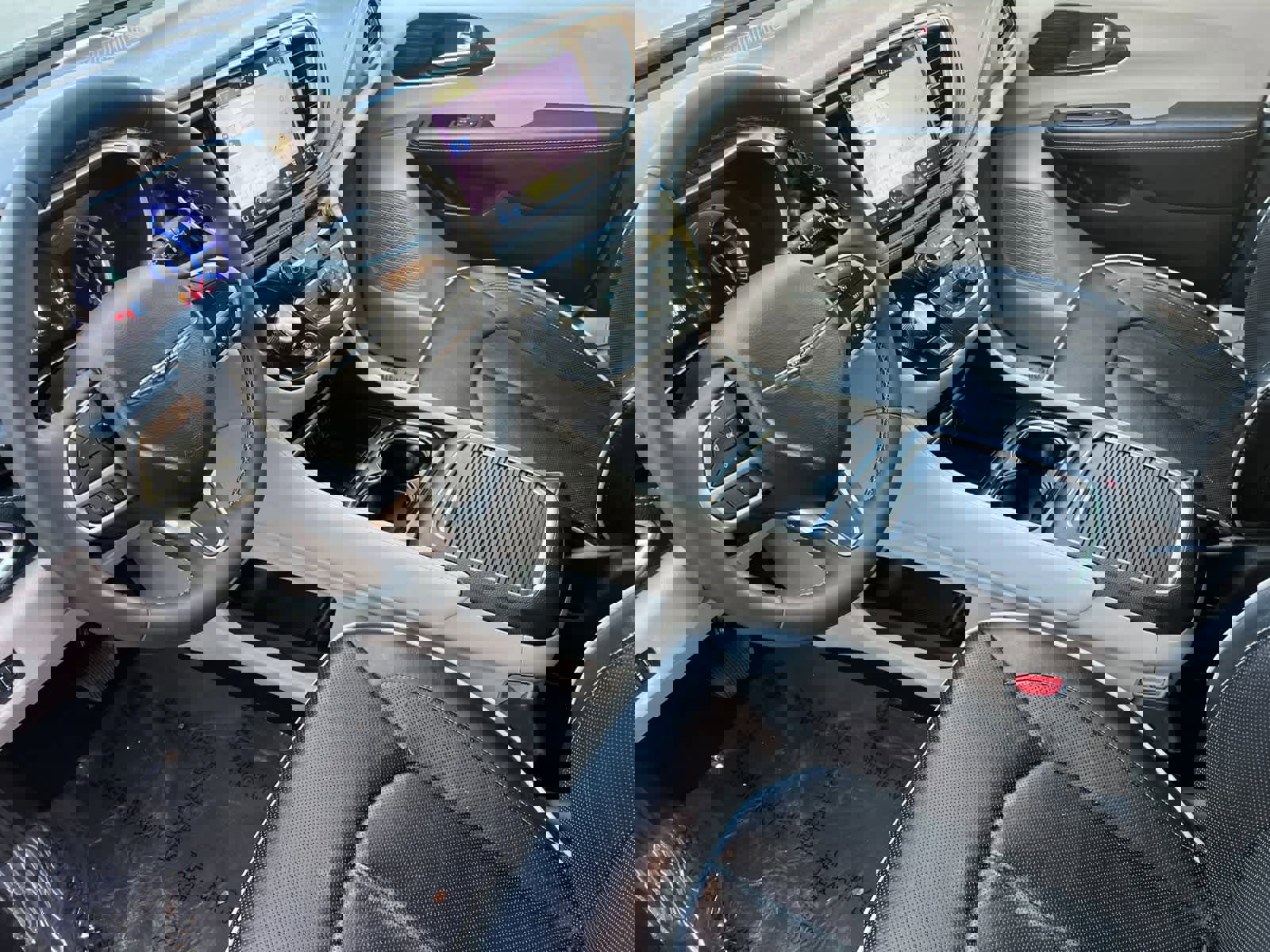 Used 2023 Chrysler Pacifica Limited image 12