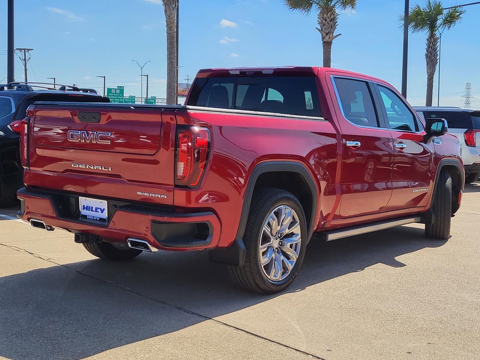 Used 2024 GMC Sierra 1500 Denali w/ Denali Reserve Package image 4