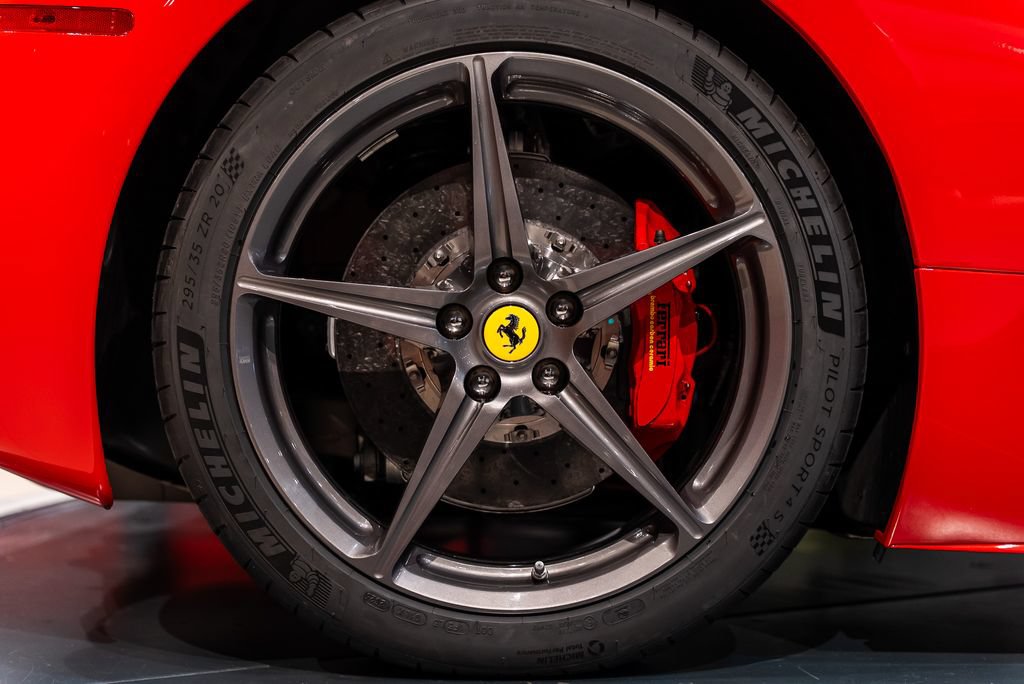 Certified 2014 Ferrari 458 Spider RWD image 15