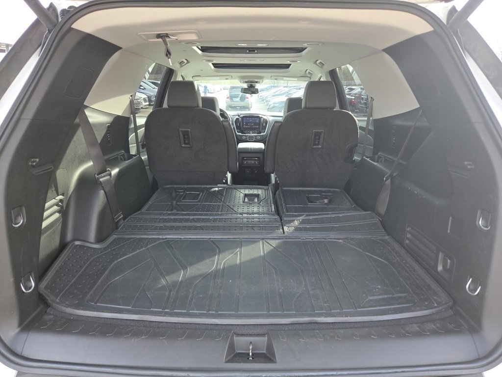 Used 2020 Chevrolet Traverse LT w/ LT Premium Package image 30
