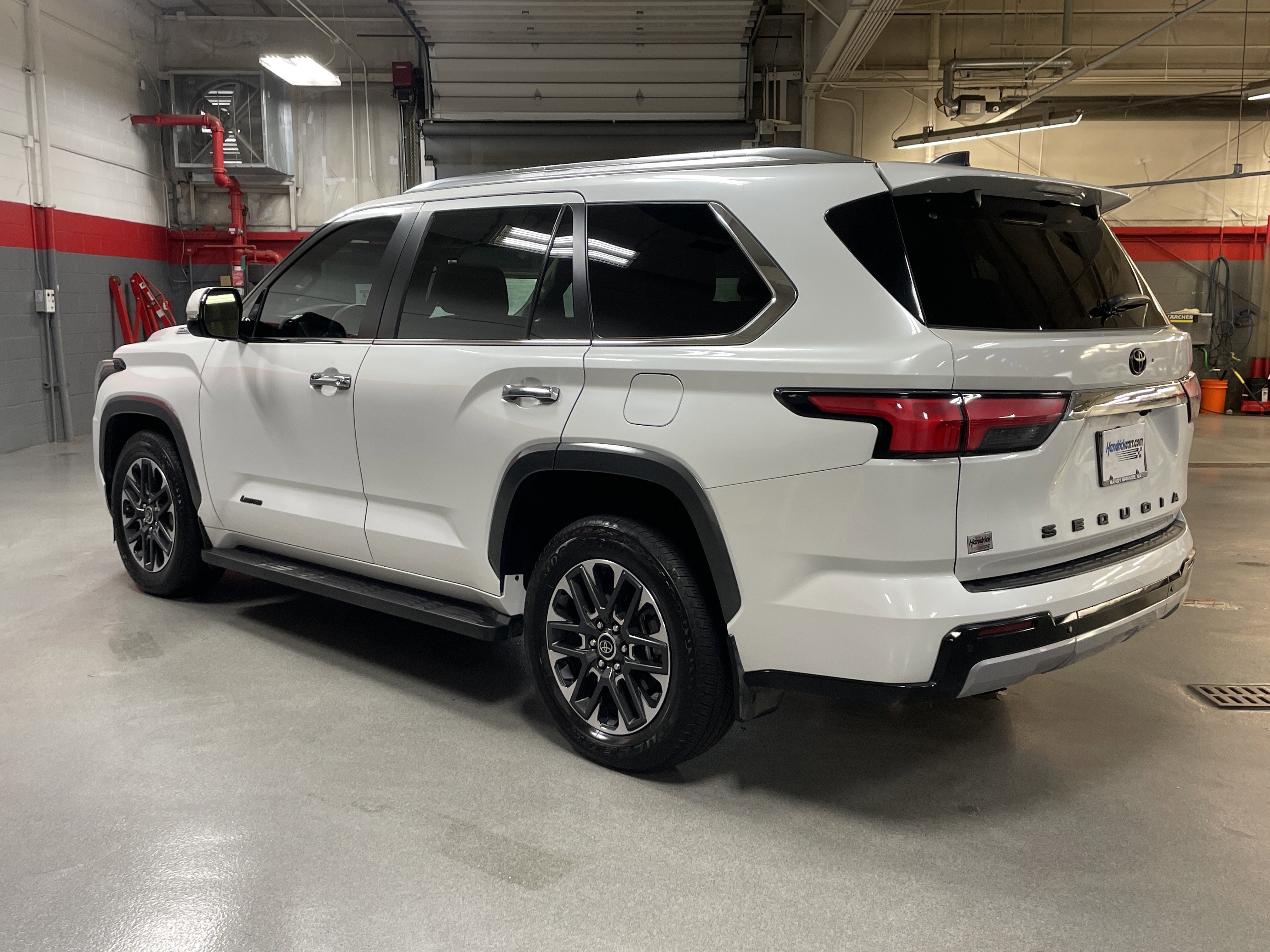 Certified 2024 Toyota Sequoia Limited w/ Tow Technology Package image 8