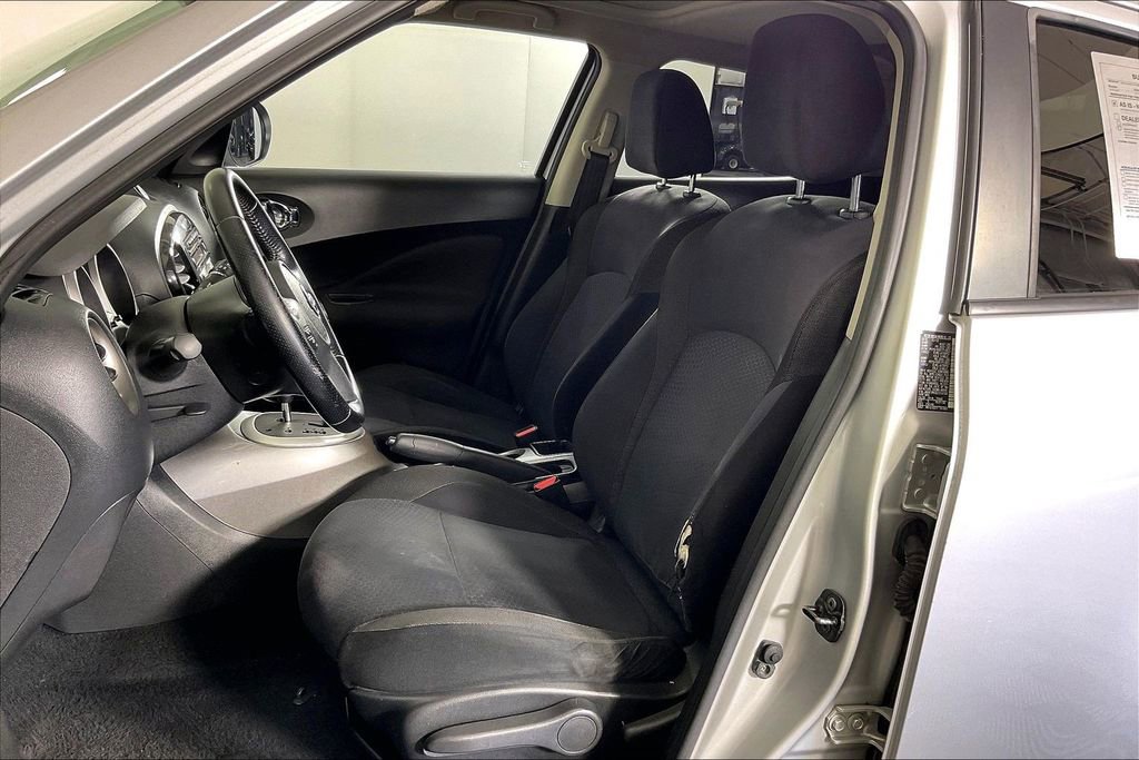 Used 2013 Nissan Juke SV AWD/4WD image 35