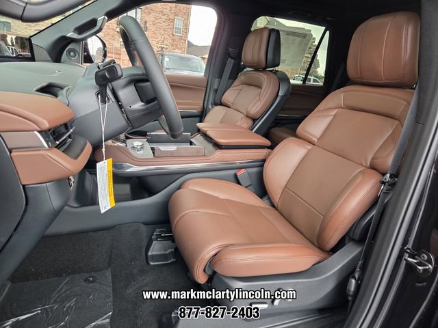 New 2026 Lincoln Navigator Reserve AWD/4WD image 9