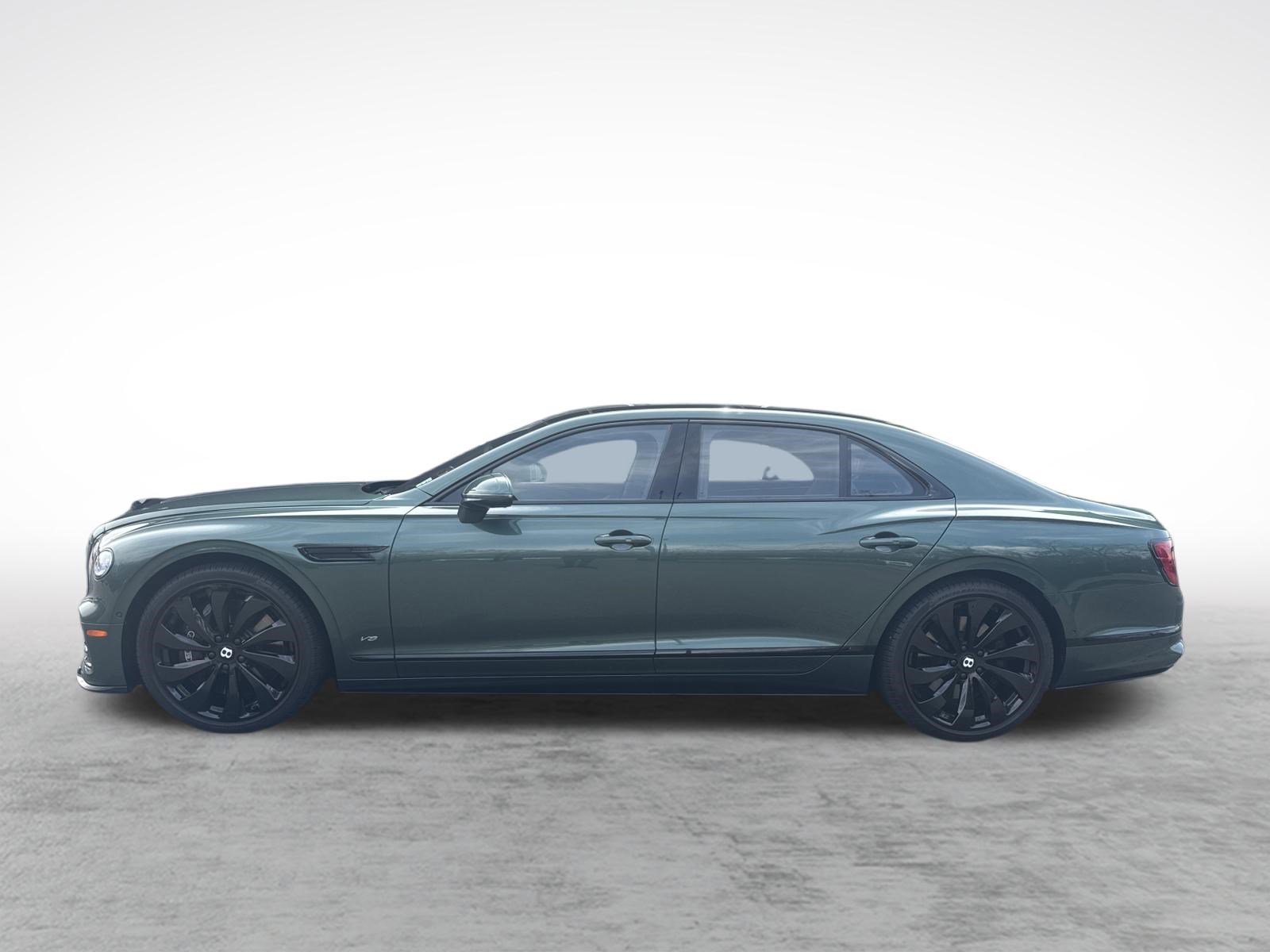 Used 2022 Bentley Flying Spur V8 image 5