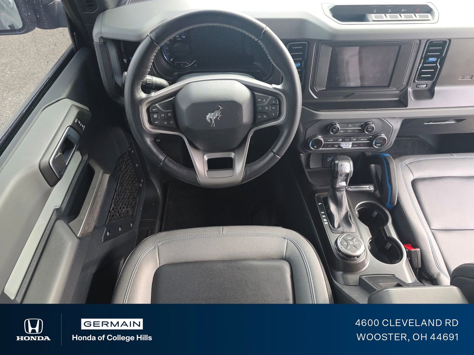 Used 2023 Ford Bronco Black Diamond image 3