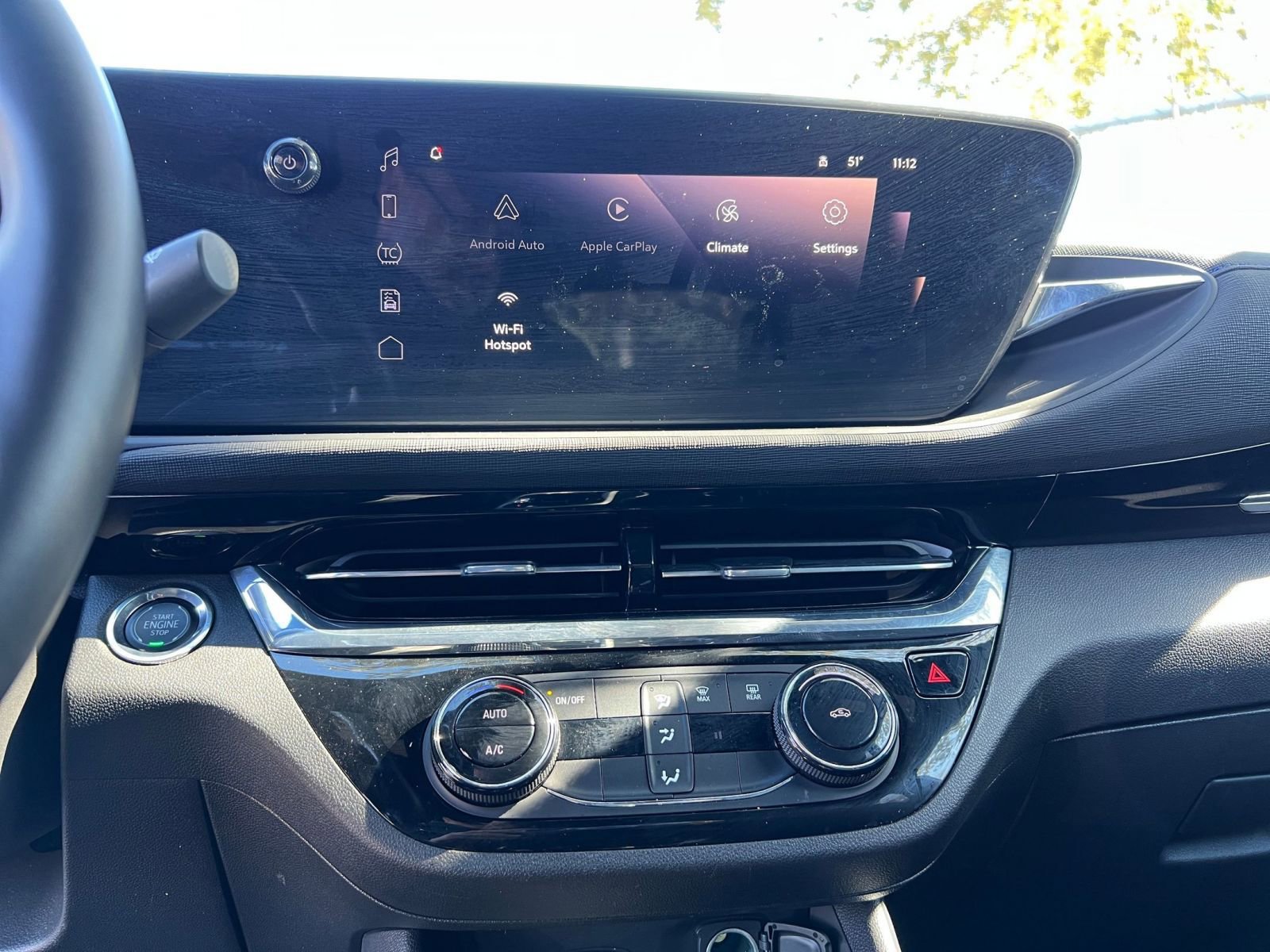 Used 2025 Buick Envista Sport Touring image 17