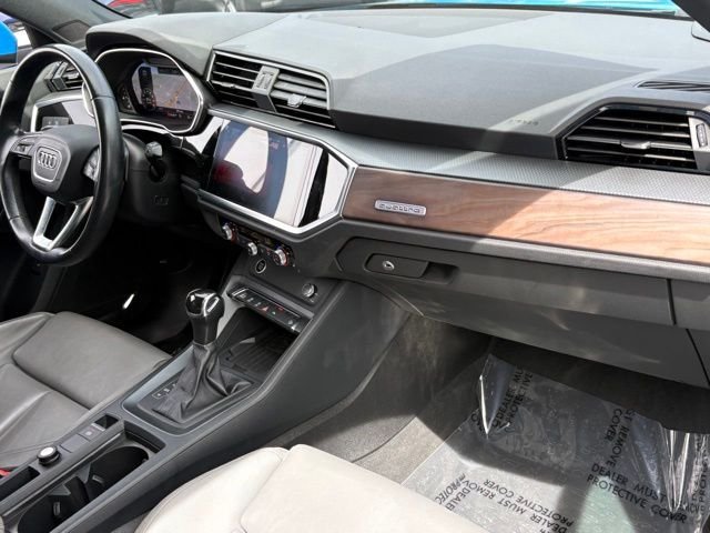 Used 2021 Audi Q3 2.0T Premium Plus w/ Premium Plus Package AWD/4WD image 26