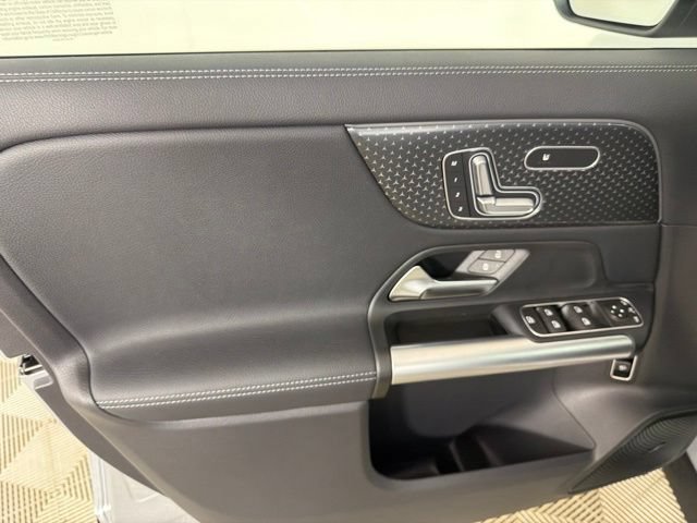 New 2026 Mercedes-Benz GLA 250 4MATIC image 11