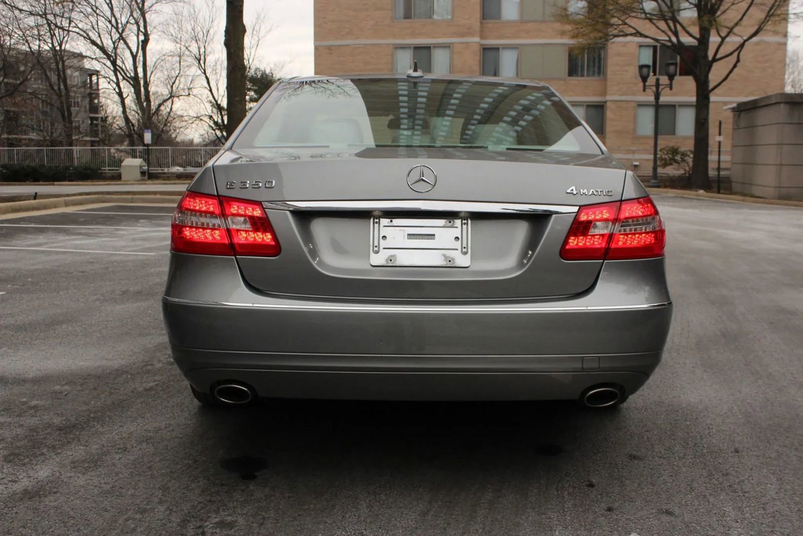 Used 2012 Mercedes-Benz E 350 4MATIC Sedan image 8
