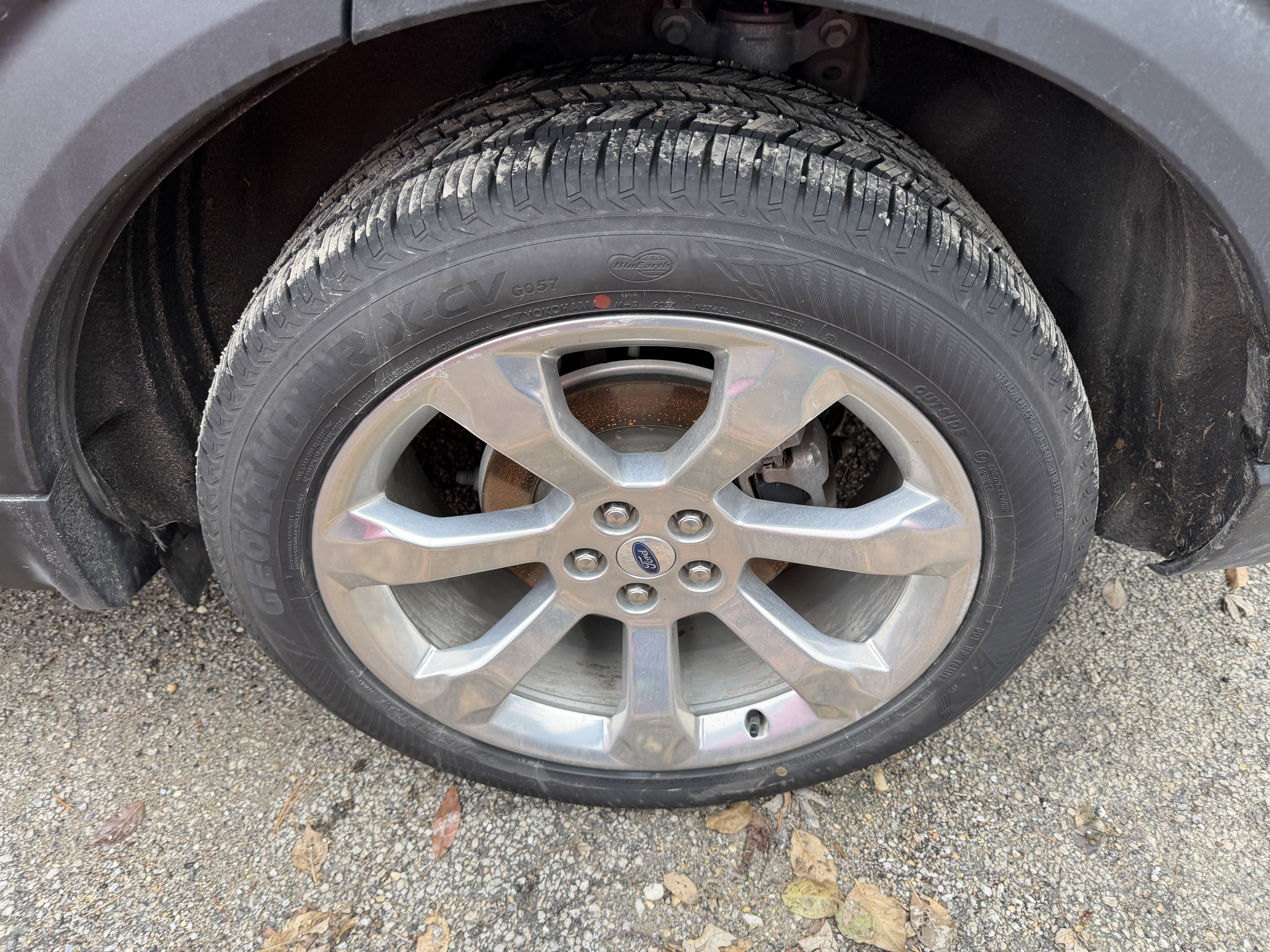 Used 2020 Ford Explorer Platinum w/ Premium Technology Package image 12