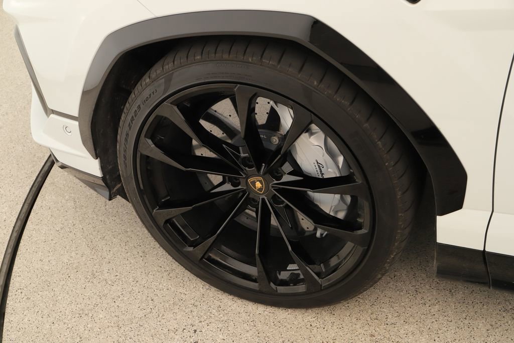 Used 2024 Lamborghini Urus S AWD/4WD image 40