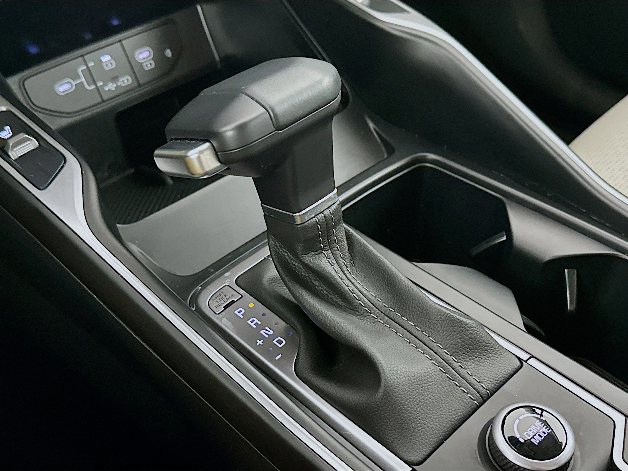 Used 2025 Kia Sorento EX w/ Panoramic Sunroof Package image 25