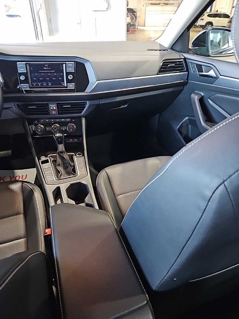 Used 2024 Volkswagen Jetta SE image 21